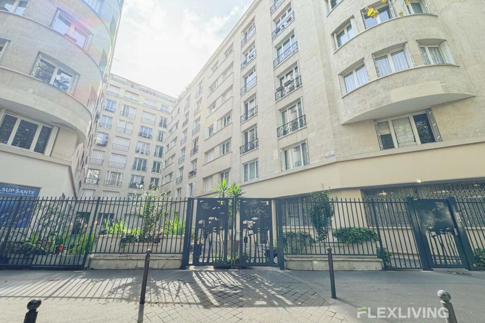 Flexliving - - Verdun Holiday home Paris